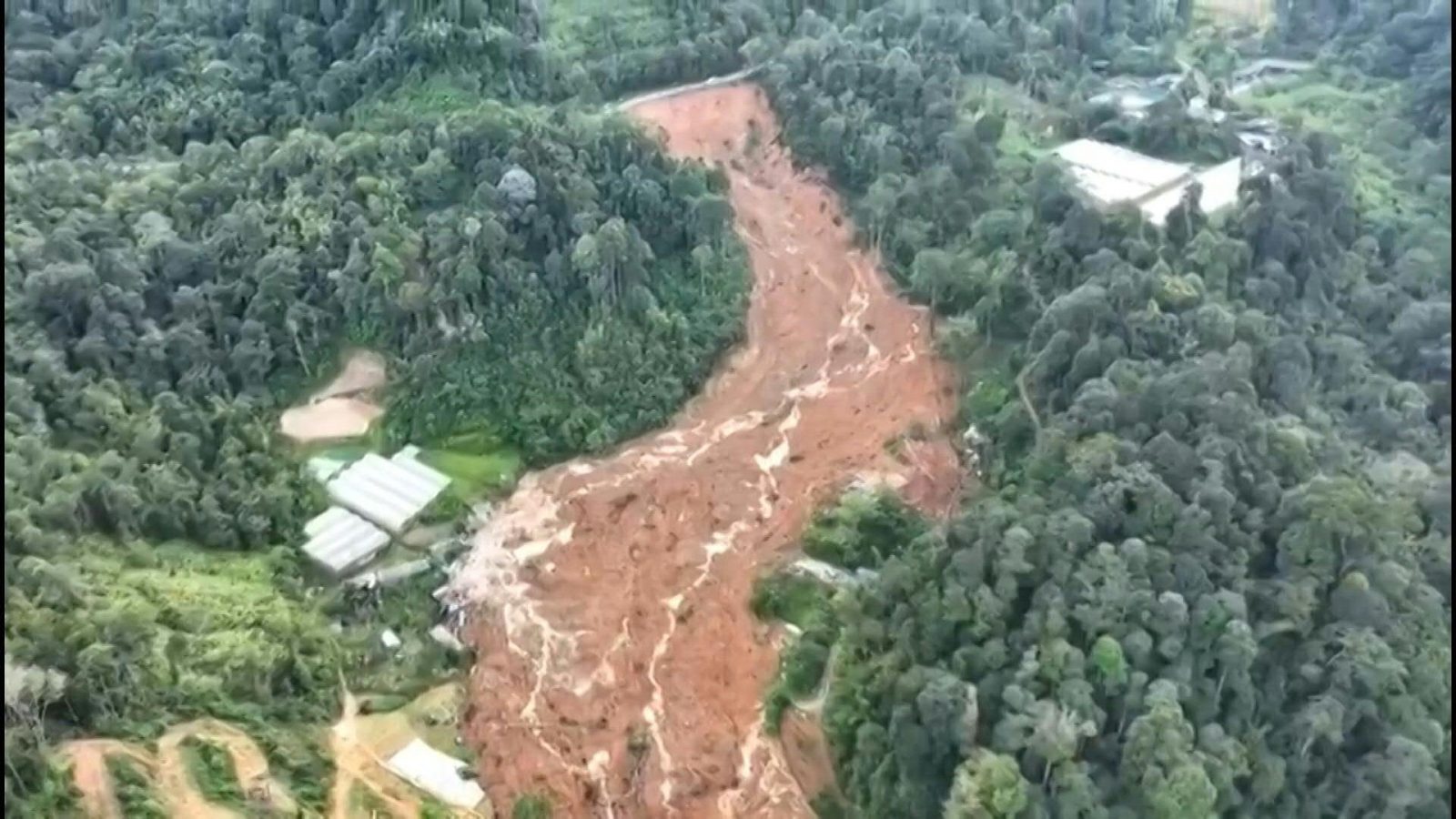 16 killed, 17 missing as landslide hits campsite in Malaysia - Muslim ...